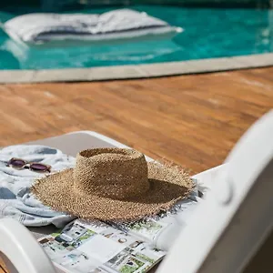 noosa-heads-motel.queenslandhotels.net/