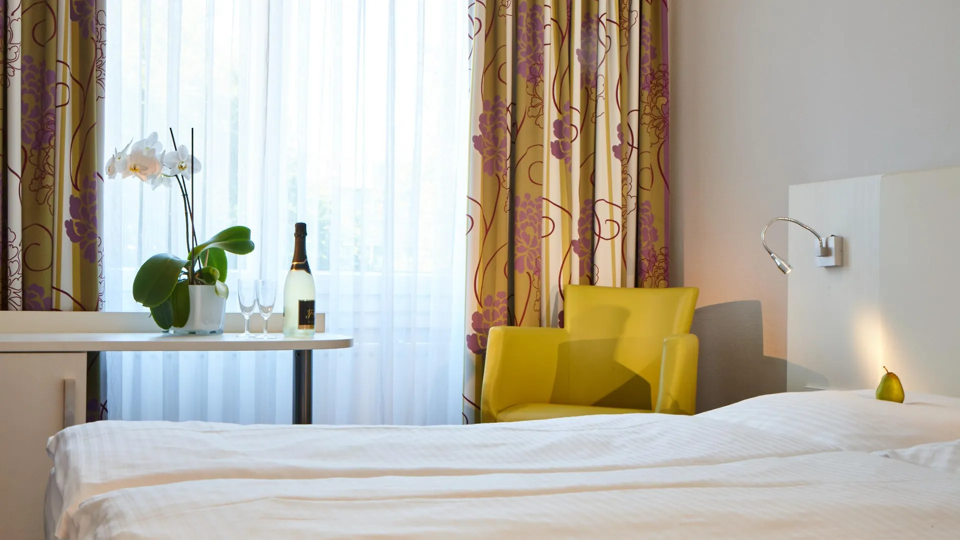 Hotel Concorde Munich 4*,