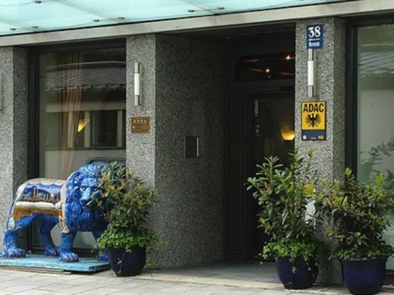 Hotel Concorde Munich 4*,